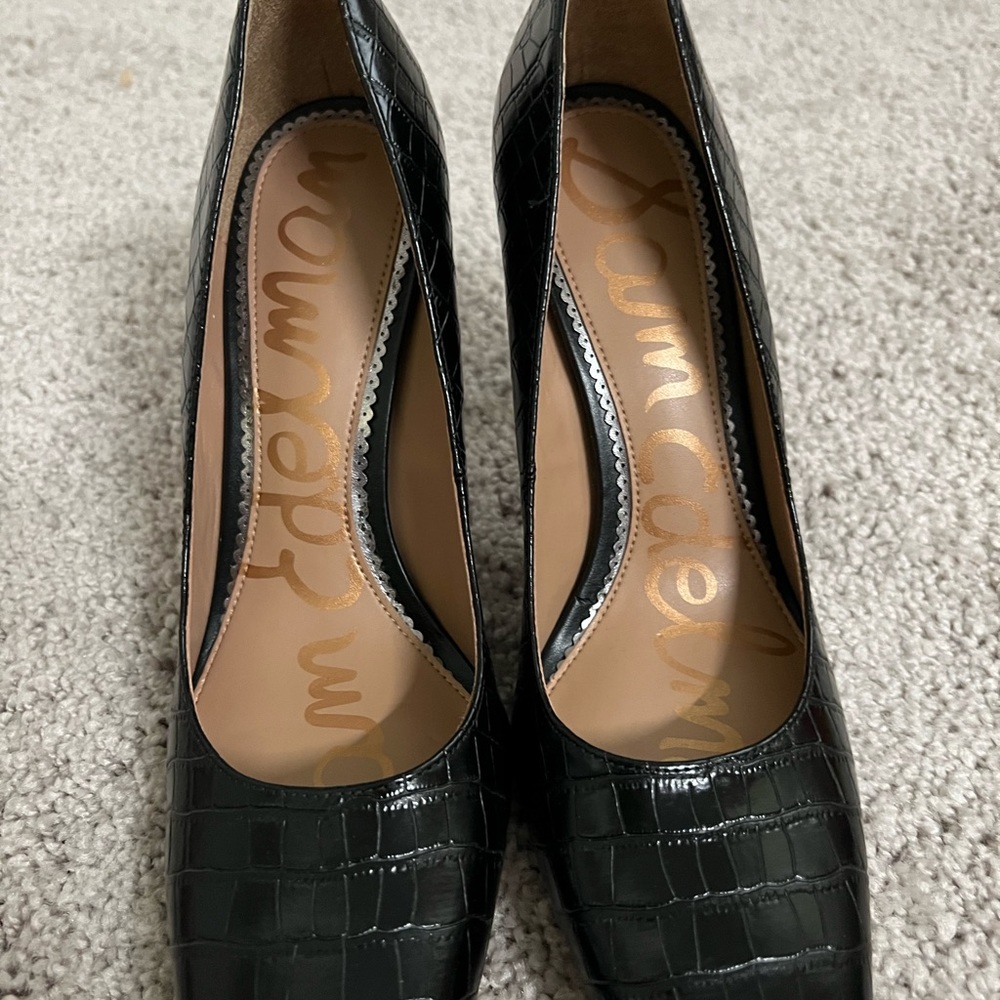 New Sam Edelman Pumps - Picture 2 of 2
